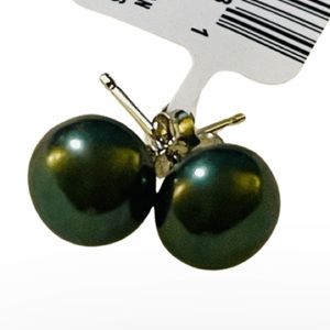 Belle de Mer Cultured Pearl Stud Earrings (8mm-9mm)